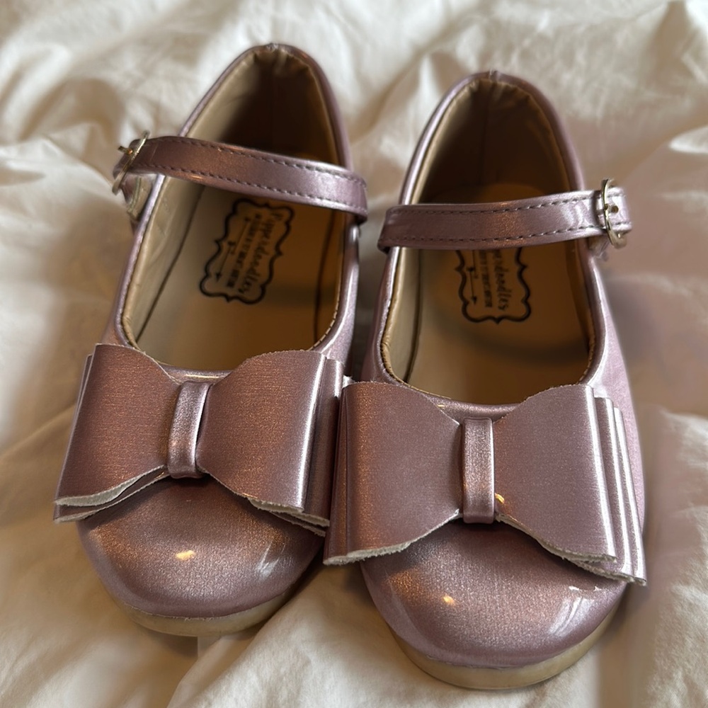 Piperdoodles lavender bow shoes